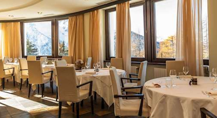 Hotel Principi Di Piemonte, Sestriere ski chalet, image 3